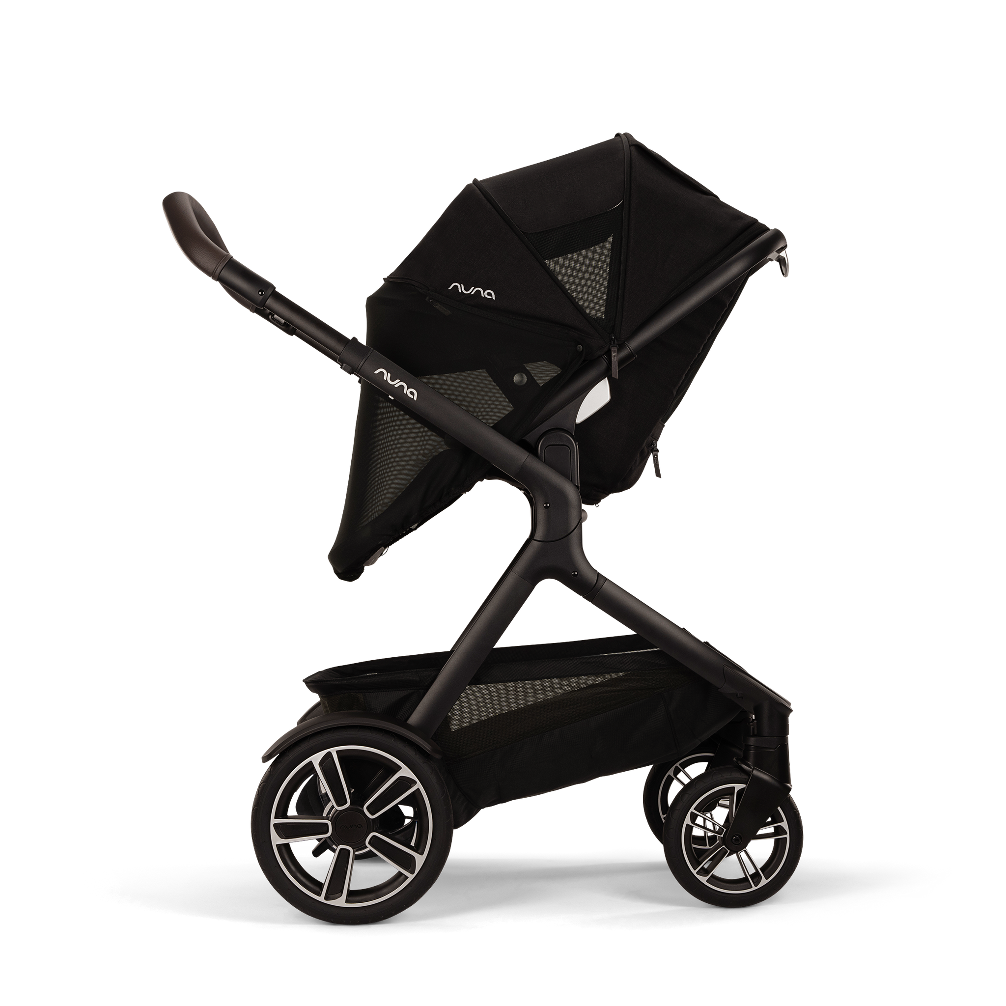 Carriola Demi Next con Plataforma y accesorios Caviar