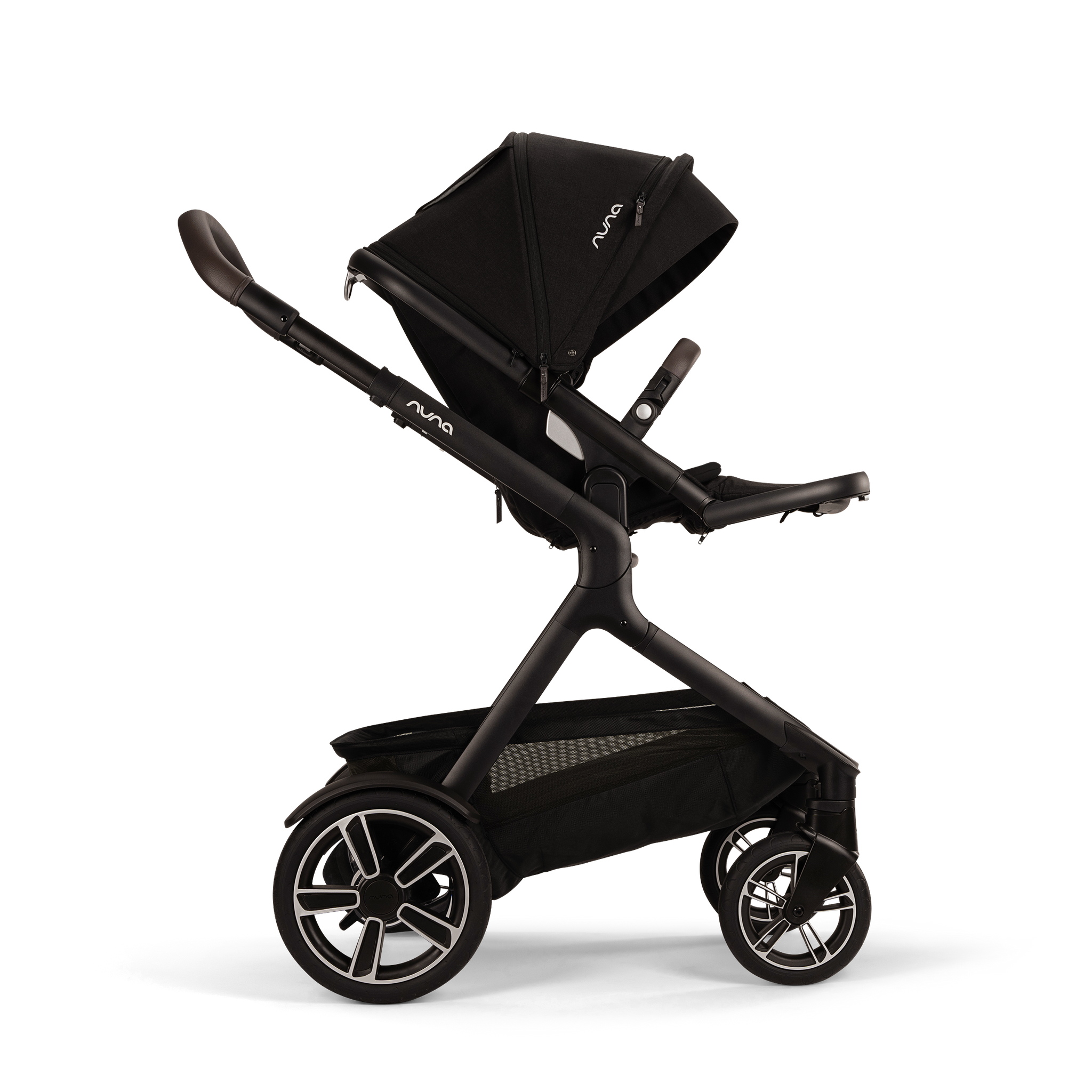 Carriola Demi Next con Plataforma y accesorios Caviar