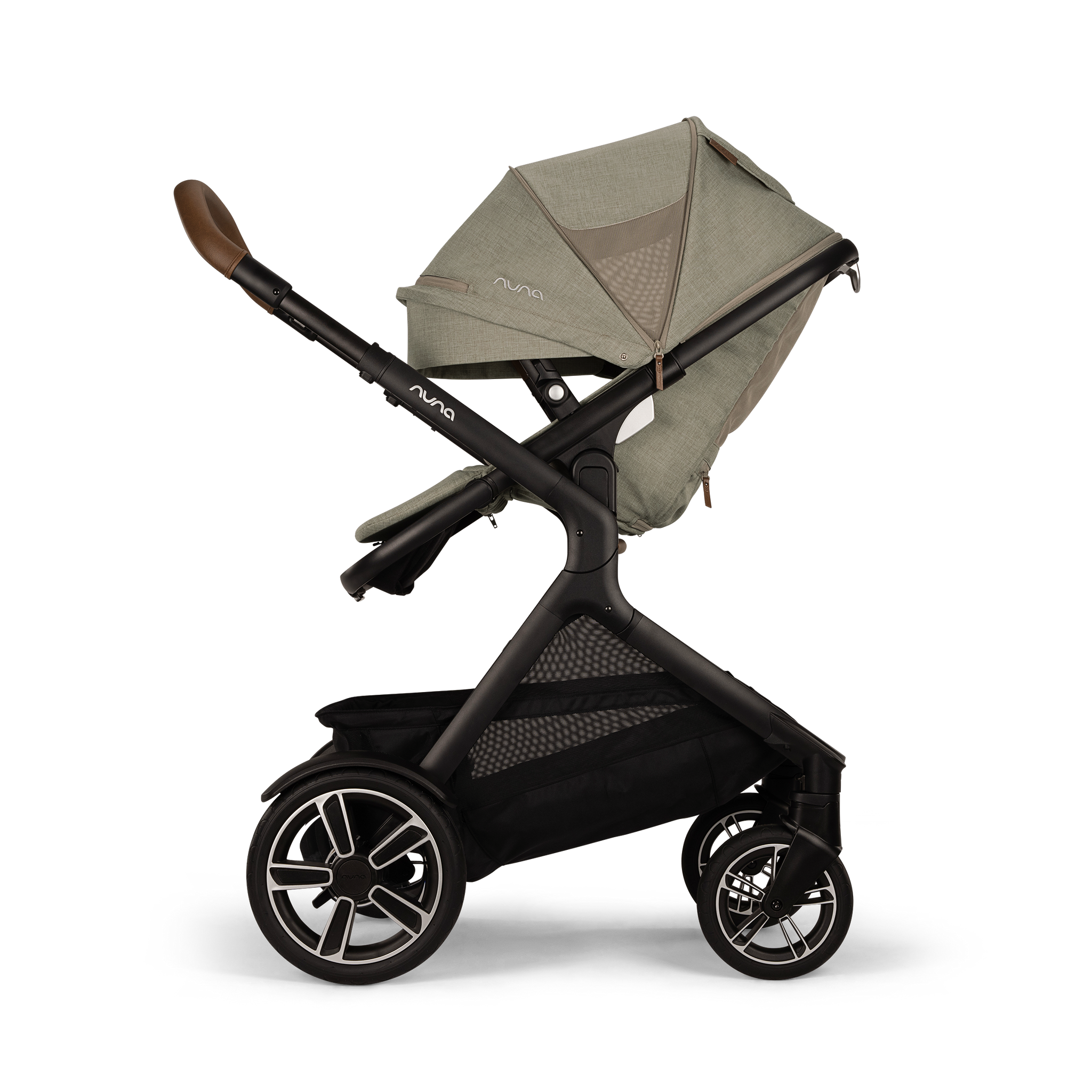 Carriola Demi Next con Plataforma y accesorios Caviar