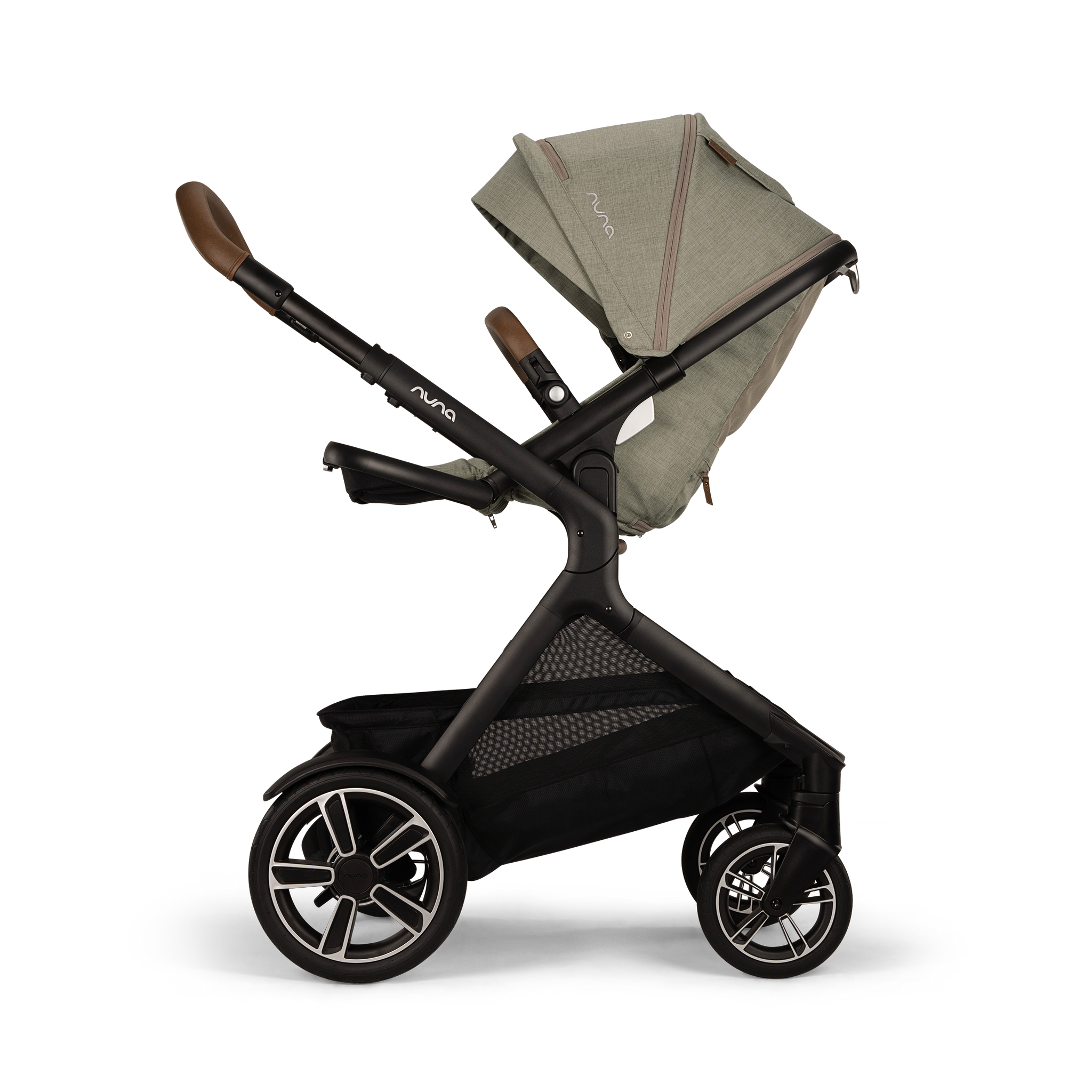Carriola Demi Next con Plataforma y accesorios Caviar