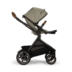 Carriola Demi Next con Plataforma y accesorios Caviar
