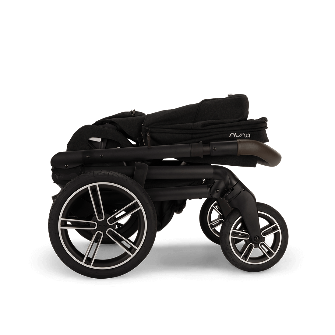 Travel System Autoasiento PIPA URBN + Carriola MIXX Caviar